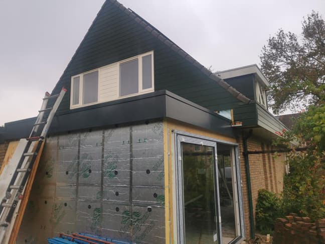 Nieuwe beplating aangebracht